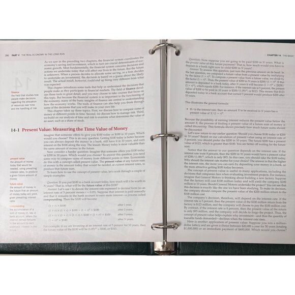 Principles Of Macroeconomics Eighth Edition 2018 Ring Binder N. Gregory Mankiw - Picture 15 of 16